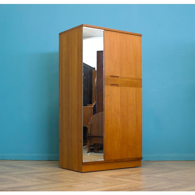 Mid-Century Modern Teak Wardrobe from Uniflex, 1960s For Sale - Image 12 of 12