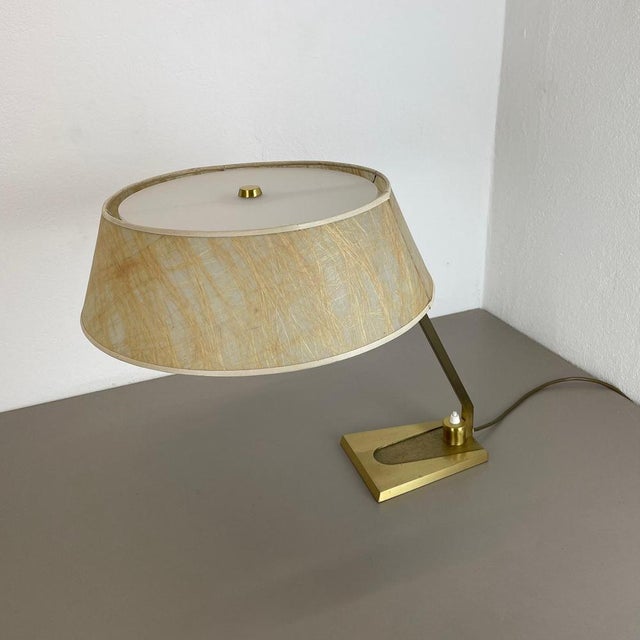 Hollywood Regency Brass Sputnik Table Light in the style of Stilnovo, Italy, 1970s For Sale - Image 16 of 18