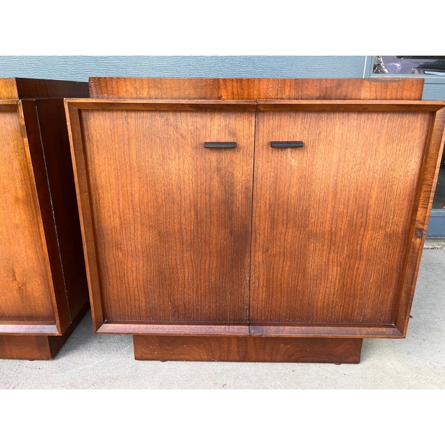 Mid-Century Modern 1970s Pair of Tobago Brutalist Walnut Nightstands For Sale - Image 3 of 12