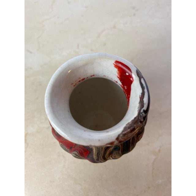 Mid 20th Century Vintage Marbled Porcelain Bud Vase in the Style of Nemadji or Ozark Pottery, Swirl Glaze Ceramic Vessel For Sale - Image 5 of 8