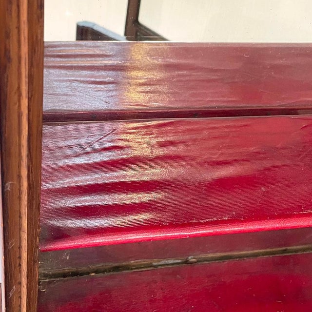 Gold English Display Cases in Wood and Glass, 1800s, Set of 2 For Sale - Image 8 of 18