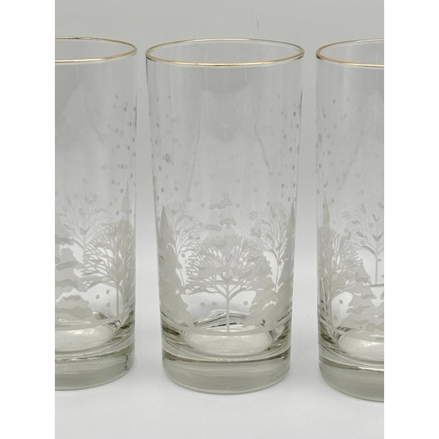 American Vintage Libbey "Pines" Etched & Gold Rimmed Winter Scene Highball Glasses Set of 4 For Sale - Image 3 of 17