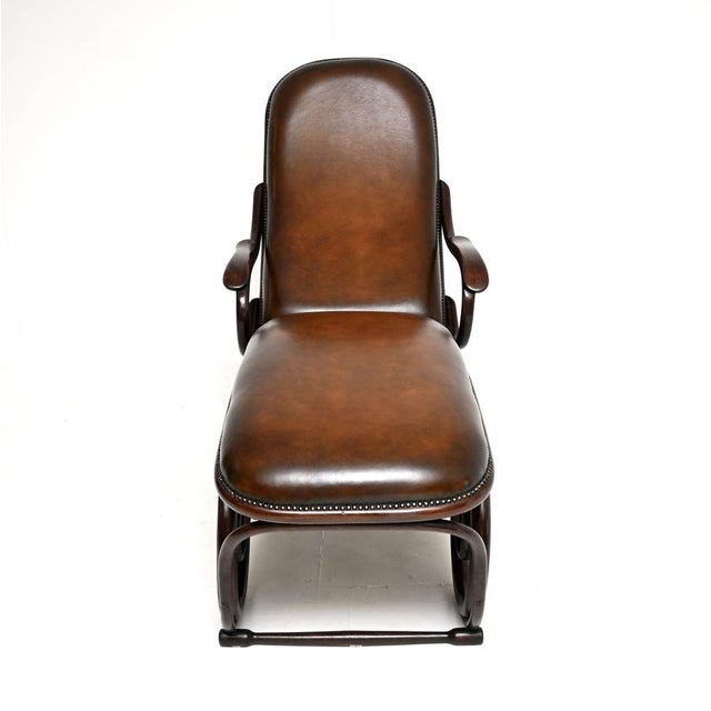 Antique Bentwood and Leather Chaise Lounge, 1880 For Sale - Image 10 of 17