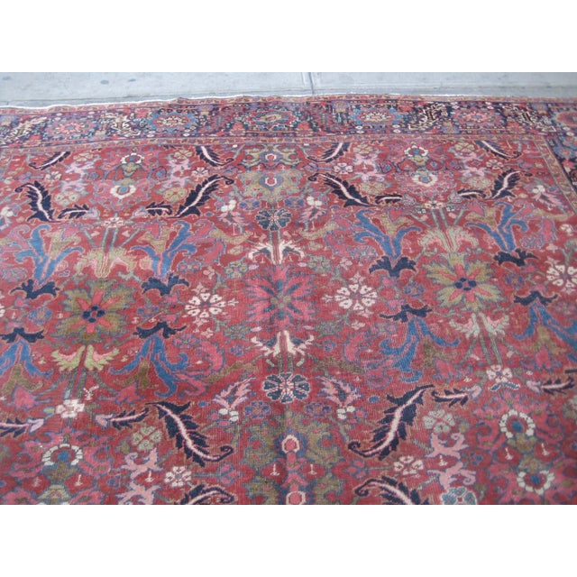 1930s Red Navy Blue Green Geometric Tribal Persian Heriz Rug For Sale - Image 4 of 5