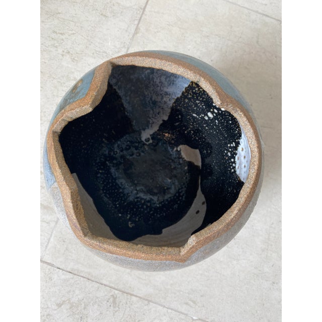 Vintage 1976 Signed Handmade Ceramic Vessel With Zig Zag Cut Lid For Sale - Image 9 of 11