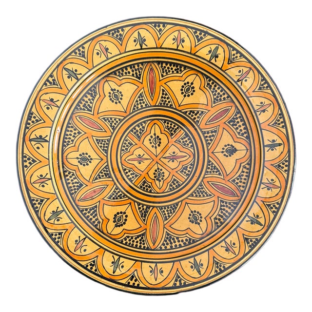 Late 20th Century Large Moroccan Hand Painted Shallow Ceramic Bowl For Sale