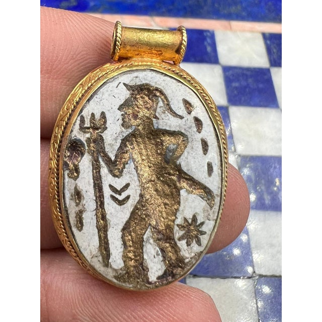 Bochic Curated "Alexander Mocdon" Antique Cameo, Afghanistan 18k Gold & Agate For Sale In New York - Image 6 of 18
