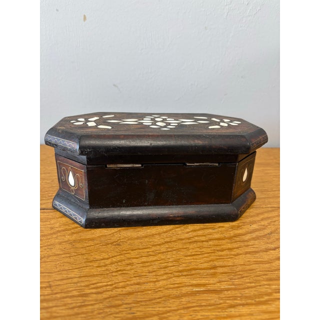 Vintage Wood and Mother of Pearl Trinket Box For Sale In Naples, FL - Image 6 of 10