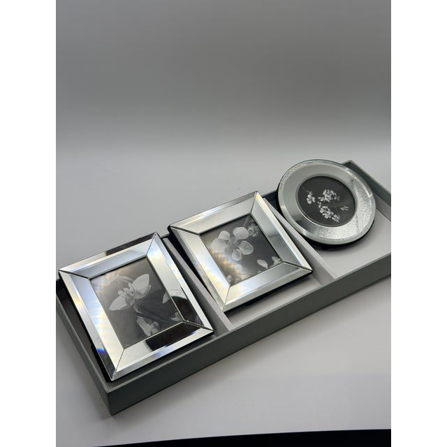 Restoration Hardware Mini Mirrored Picture Frames – Set of 3, Modern Minimalist Design For Sale In Chicago - Image 6 of 6