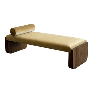La Luna Daybed in Mohair For Sale