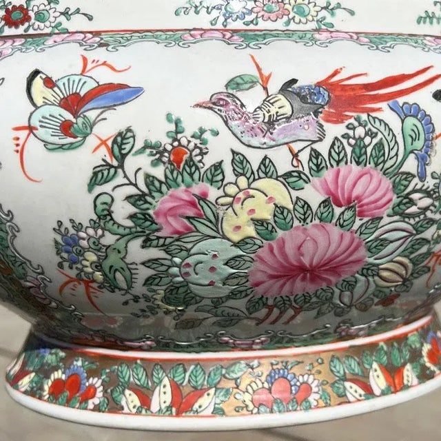 Late 20th Century Vintage Gilt Chinoiserie Pink Famille Rose Oval Ceramic Tureen With Lid and Underplate For Sale - Image 5 of 5