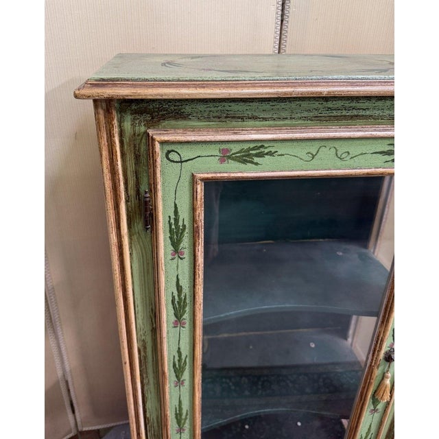 1930s Venetian Painted Wooden Display Case, 1930s For Sale - Image 5 of 10