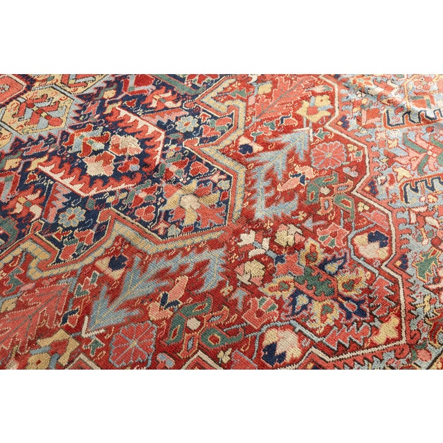 1920s Antique Persian Heriz/Serapi Rug-9′4″ × 12′1″ For Sale - Image 14 of 15