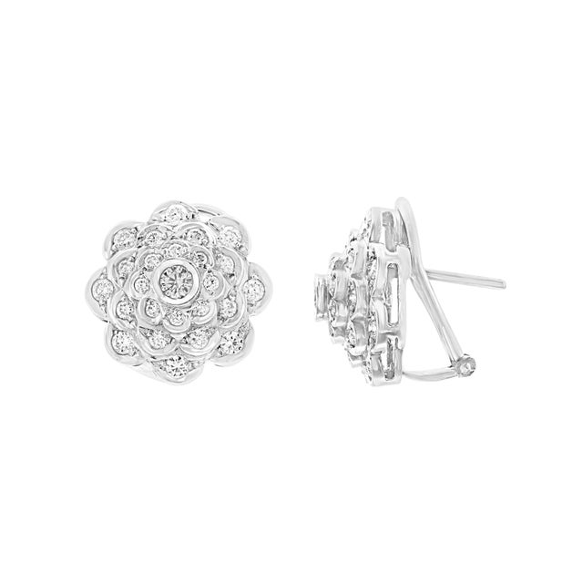 2.8 Carat Diamond VS Quality Flower/Cluster Earring 18 Karat White Gold For Sale - Image 17 of 18