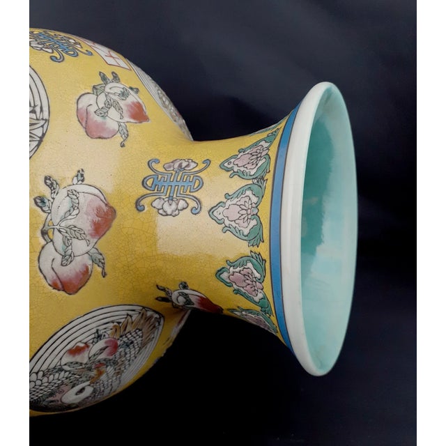 Early 20th Century Chinese Porcelain Da Ya Zhai Crane Medallions Haitangzun For Sale In Portland, OR - Image 6 of 11