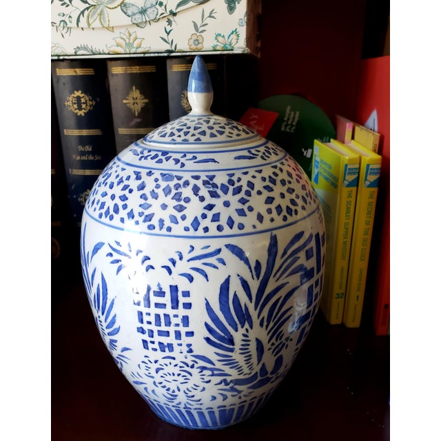 1990s Vintage Bombay Company Blue White Phoenix Ginger Jar | Lidded Chinoiserie For Sale - Image 5 of 5