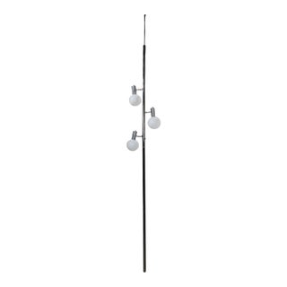 Mid Century Space Age Chrome Tension Pole Floor Lamp Att. To Lightolier C.1970's For Sale