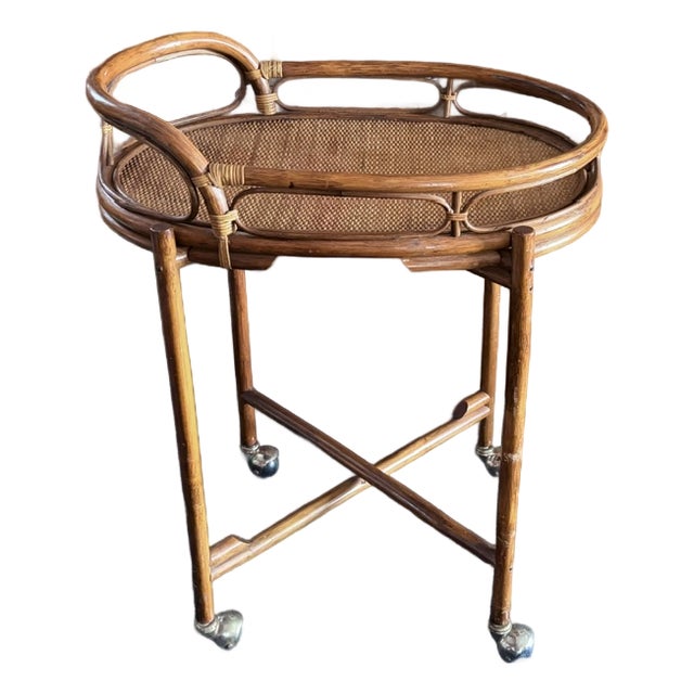 Mid Century Bent Rattan and Wicker Bar Cart With Removable Rattan and Wicker Tray For Sale