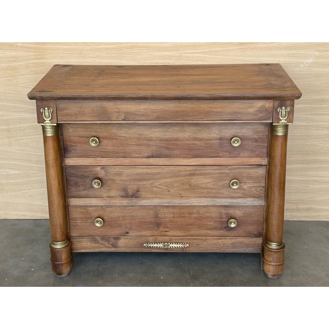 1830s French Empire Walnut Chest with Four Drawers and Gilded Edges, Commode For Sale - Image 17 of 18