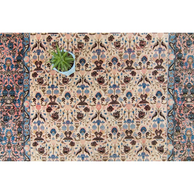 1930s 1930s Vintage Persian Kerman Trellis Earth-Toned Hand-Knotted Rug - 4′6″ × 6′7″ For Sale - Image 5 of 10