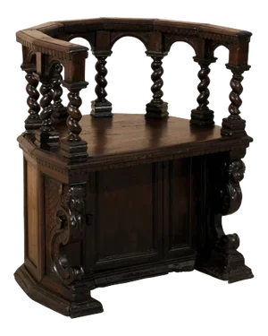 18th Century Italian Wooden Carved Round about Chair