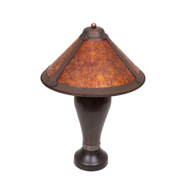 20th Century Arts & Crafts Copper & Mica Table Lamp in the style of Dirk van Erp For Sale - Image 3 of 14