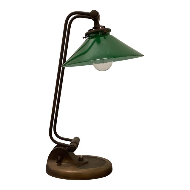 Bankers Table Lamp in Brass With Original Green Glass Shade, Italy, 1940s For Sale