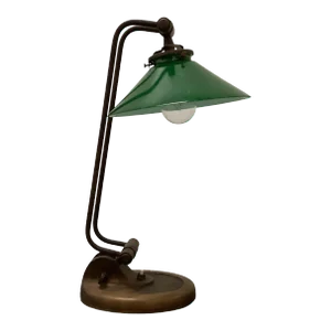 Bankers Table Lamp in Brass With Original Green Glass Shade, Italy, 1940s