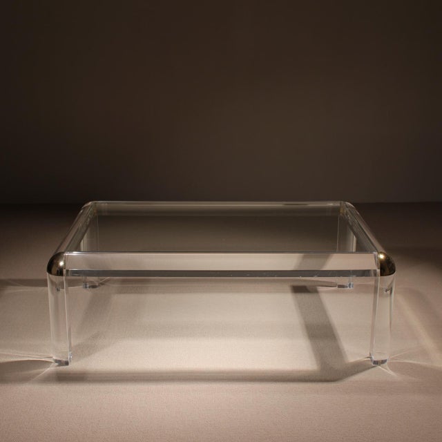 Rectangular Acrylic and Brass Coffee Table in the style of Karl Springer, 1970s For Sale - Image 16 of 18