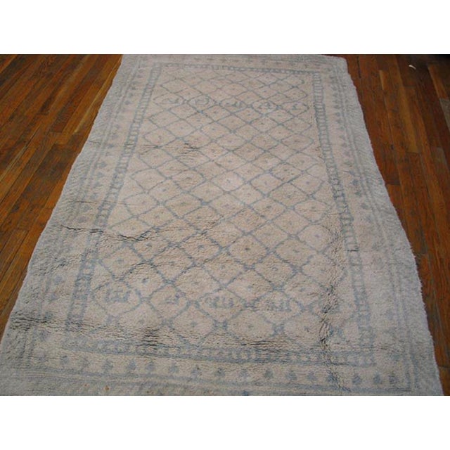 Indian 1920s White Diamond Antique N. Indian Agra Cotton Carpet 4'3" X 6'8" Handknotted Rug For Sale - Image 3 of 6