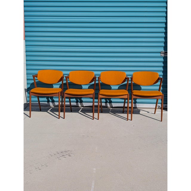 Schou Andersen Møbelfabrik Set of 4 Model 42 Dining Chairs by Kai Kristiansen for Schou Andersen Møbelfabrik, c.1960s For Sale - Image 4 of 15