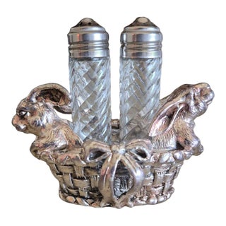 Vintage Arthur Court Salt & Pepper Shaker Set Bunny Rabbit Holder Animal Serveware Easter Spring For Sale
