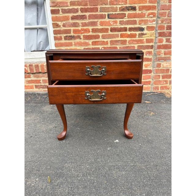 Mid 20th Century Pair of Queen Anne Style Drop Leaf Side Tables by Pennsylvanie House For Sale - Image 10 of 12