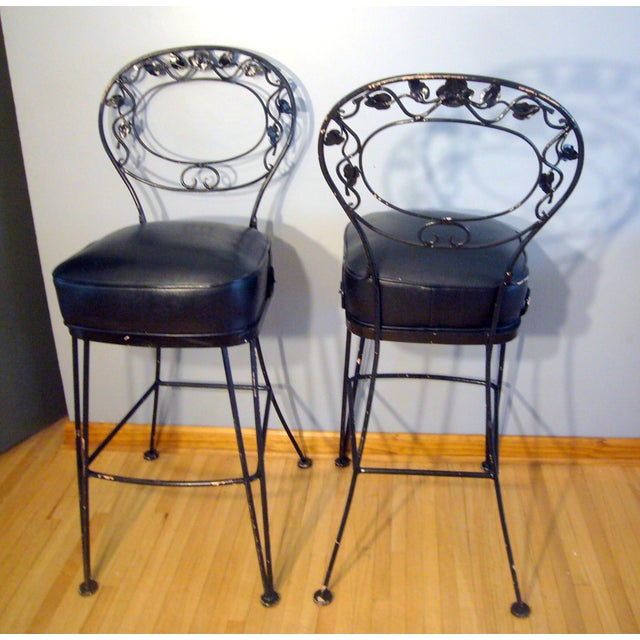 1960s Woodard Chantilly Rose Pair of Barstool Chairs For Sale - Image 4 of 11