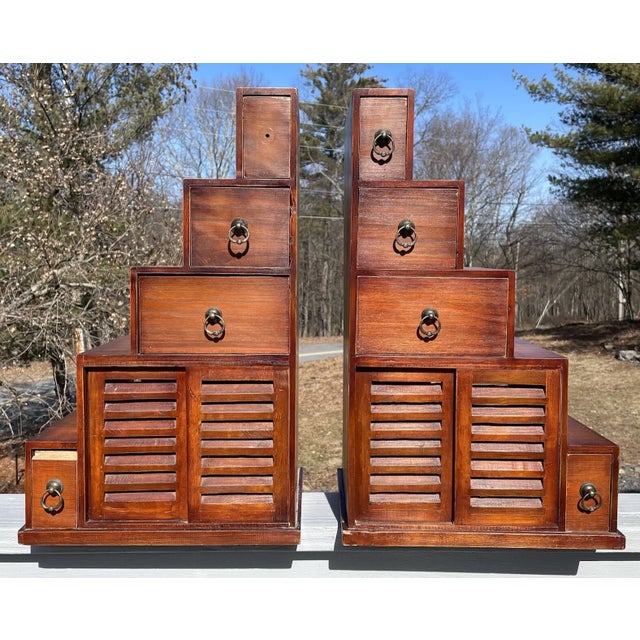 Pair of Vintage 20th C. Dovetailed Tansu Step Wooden Shelves Asian Art For Sale - Image 14 of 18