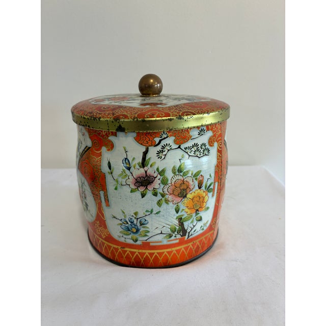 Vintage Daher Chinoiserie Floral Tin With Brass Knob Lid, England For Sale - Image 4 of 10