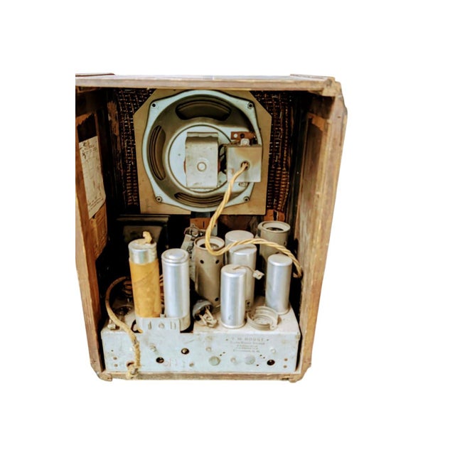 Mid 20th Century Vintage Philco Tombstone Tube Radio Lyre Shaped 1935 For Sale - Image 5 of 6