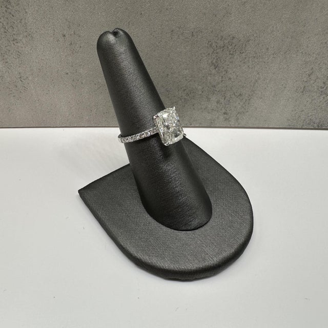 Contemporary Elongated Cushion Lab Grown Diamond Hidden Halo Engagement Ring – 3.44ctw, Igi, Size 7 For Sale - Image 3 of 8