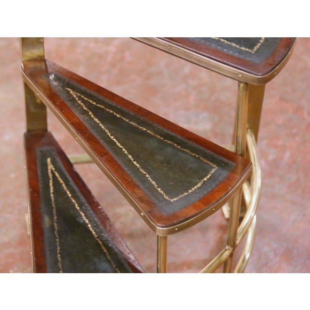 Early 20th Century English Edwardian Four-Step Brass and Leather Library Steps For Sale - Image 9 of 15