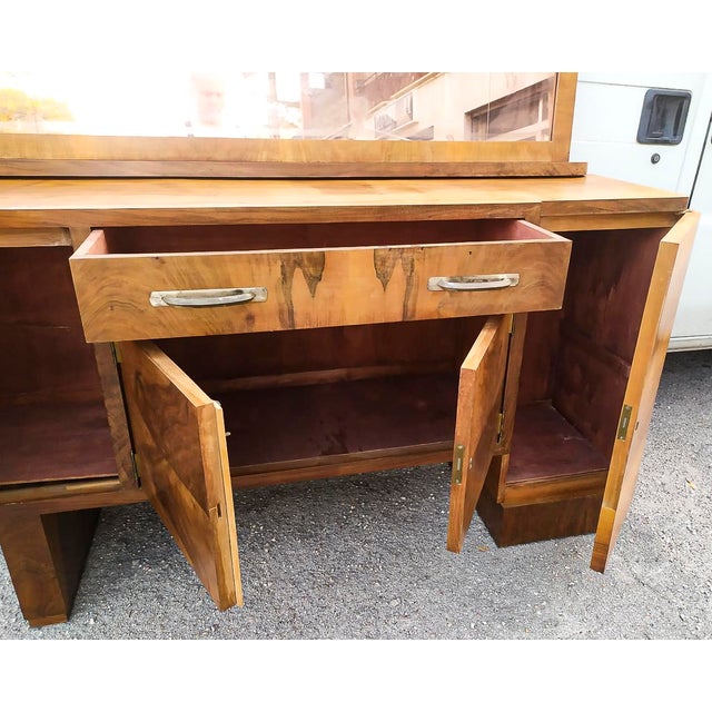 Art Deco Italian Credenza in Walnut with Mirrors For Sale - Image 15 of 18