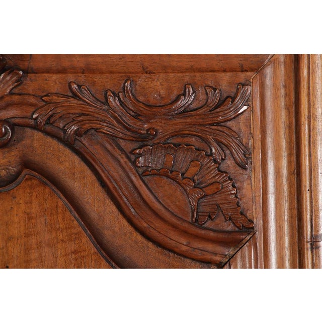 Brown Baroque Wardrobe in Walnut, 1750s For Sale - Image 8 of 18