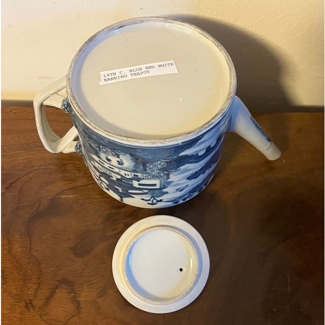 Antique 19th Century Chinese Export Blue & White Porcelain Canton Tea Pot For Sale - Image 12 of 12
