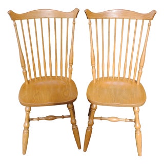 Vintage Dinaire Fan Back Windsor Maple Chairs - A Pair For Sale