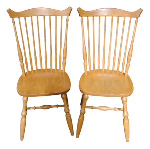 Vintage Dinaire Fan Back Windsor Maple Chairs - A Pair