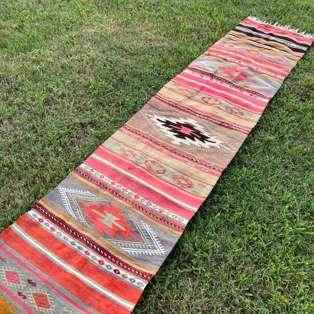 Textile 1940s Pink Skinny Distressed Kilim Rug 1’10x10 For Sale - Image 7 of 7