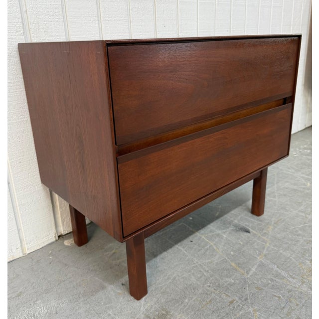 Brown Mid-Century Modern Stanley Walnut Nightstands - Set of 2 For Sale - Image 8 of 10