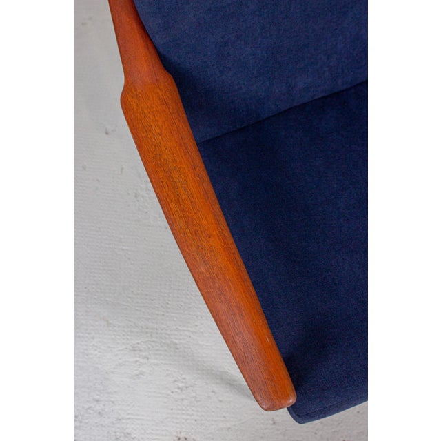 Vintage Teak Lounge Chair by Ib Kofod-Larsen, 1960s For Sale - Image 13 of 14