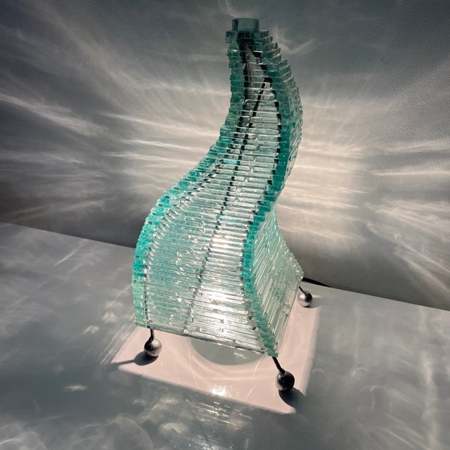 Pyramidal Table Lamp in Vintage Glass For Sale - Image 12 of 15