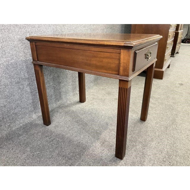 Vintage Hickory Chair Mahogany Side Table, James River Collection For Sale - Image 4 of 7