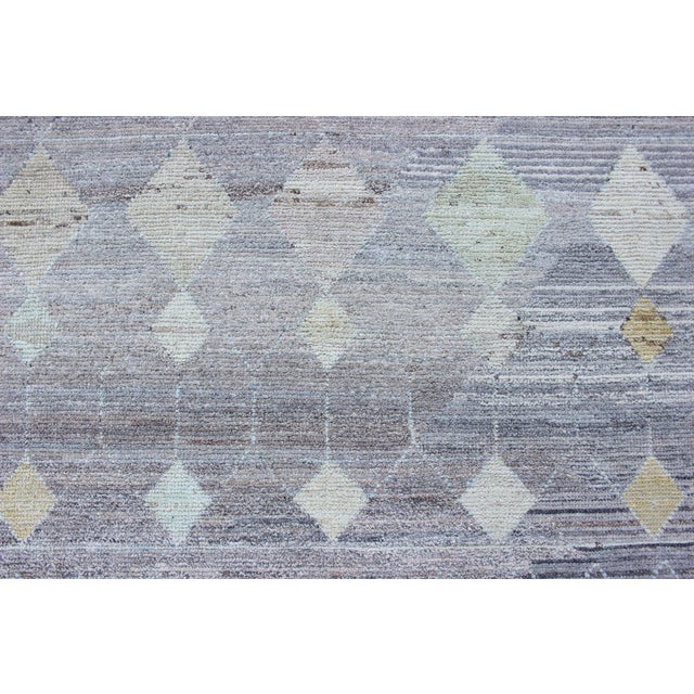 Casual Modern Design Rug in Light Grey and Pops of Colors 6'10 X 9'5 For Sale - Image 10 of 16